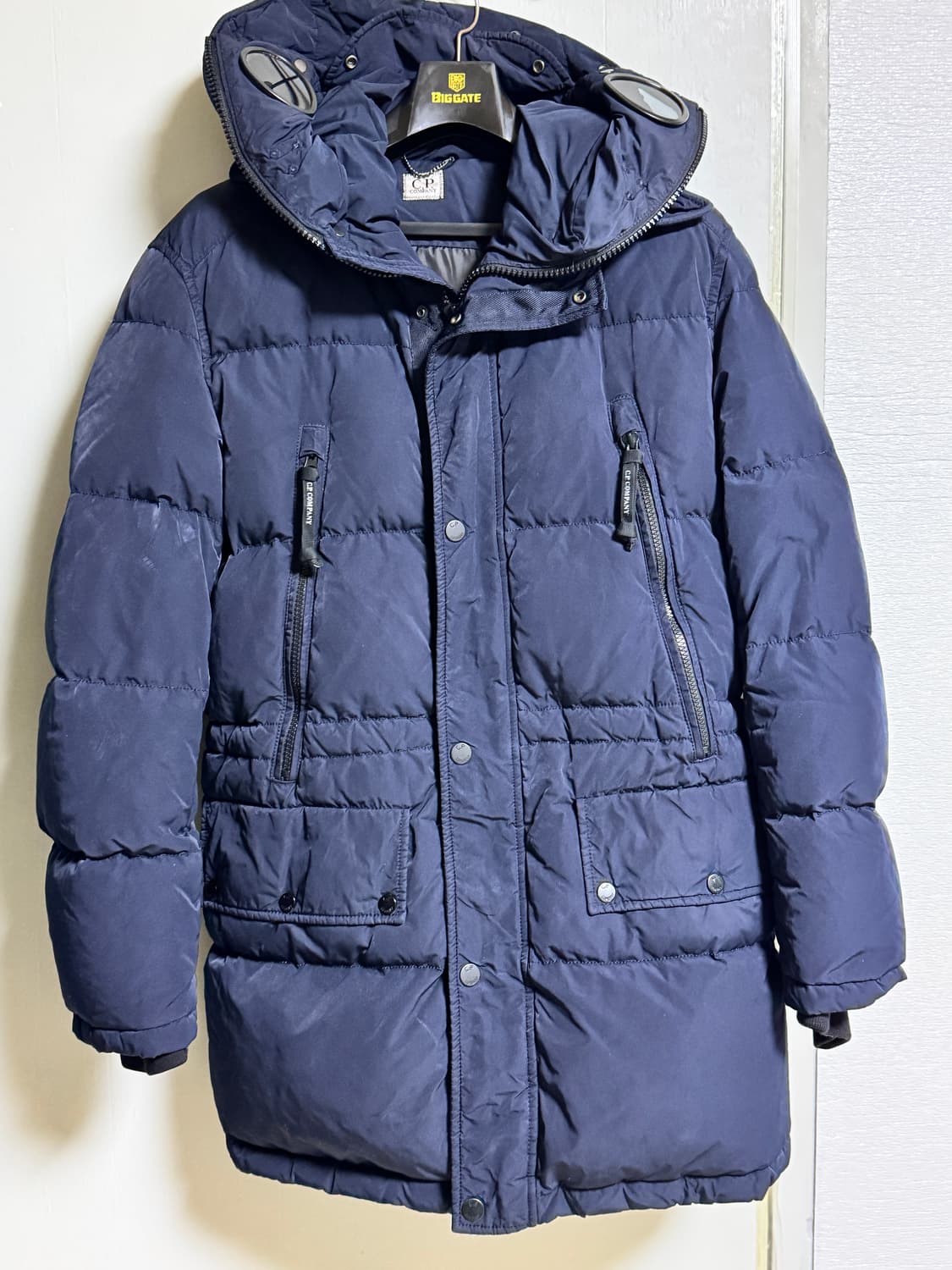 CP컴퍼니 남성 패딩 100사이즈 네이비 상품이미지1