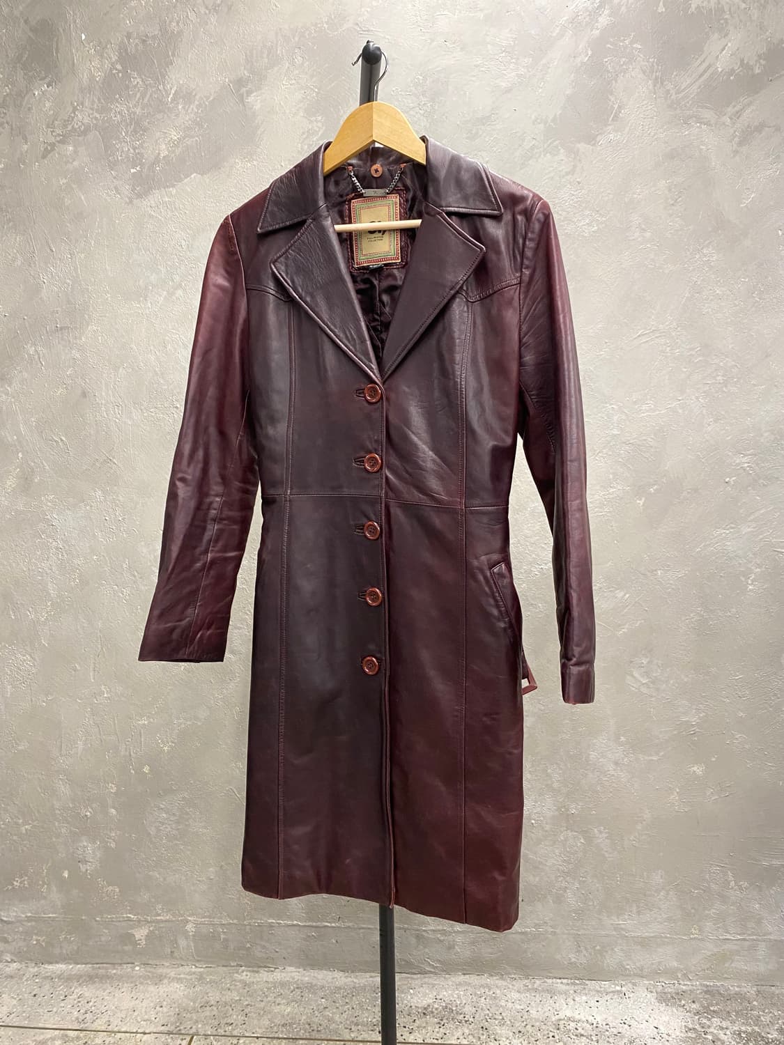[90] SI, 버건디 양가죽 벨티드 레더 코트 상품이미지1