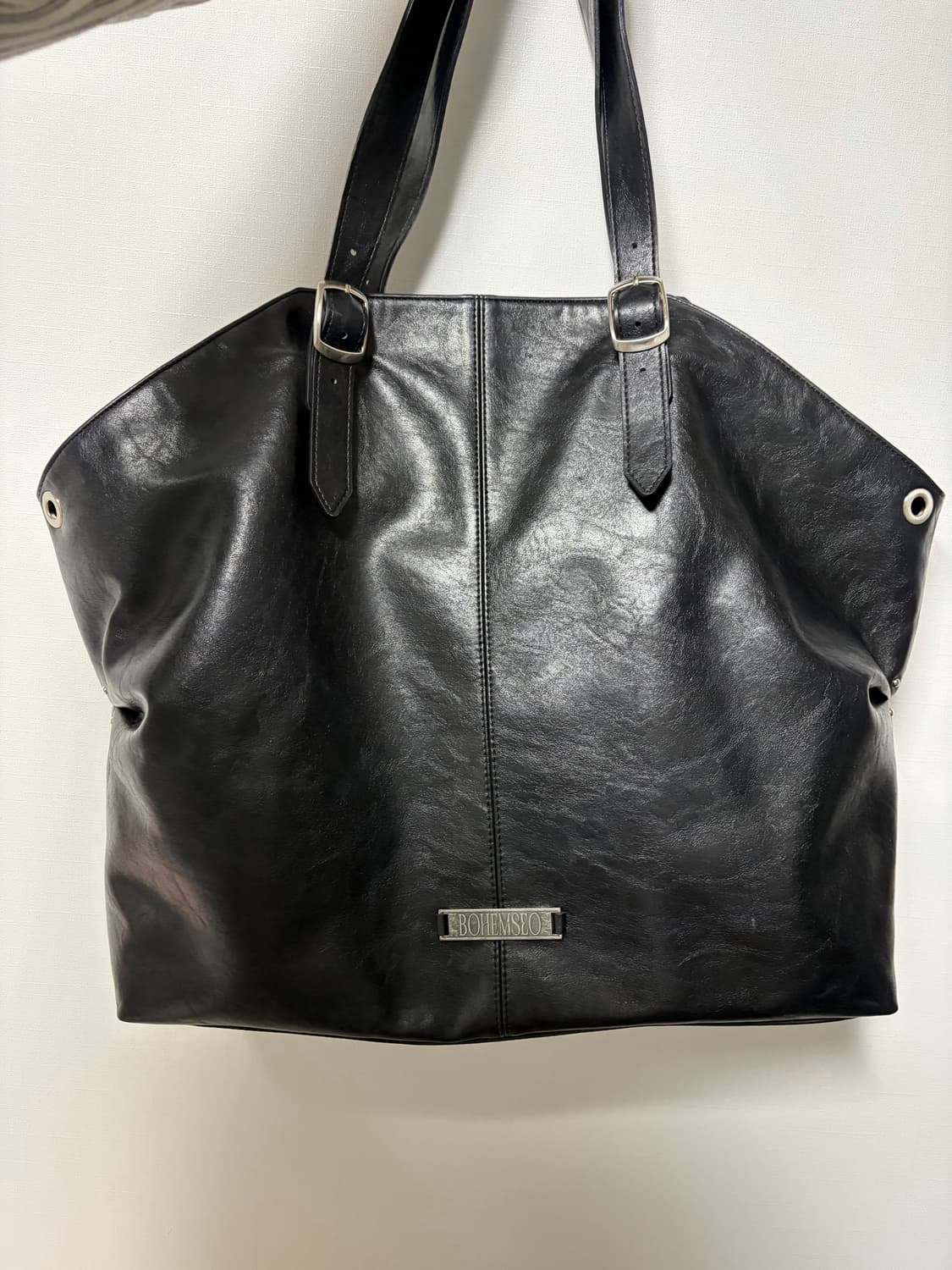 (최저가 / 가격조정 x)보헤미안서울 벨티드 셔링 레더 숄더백 블랙 상품이미지2