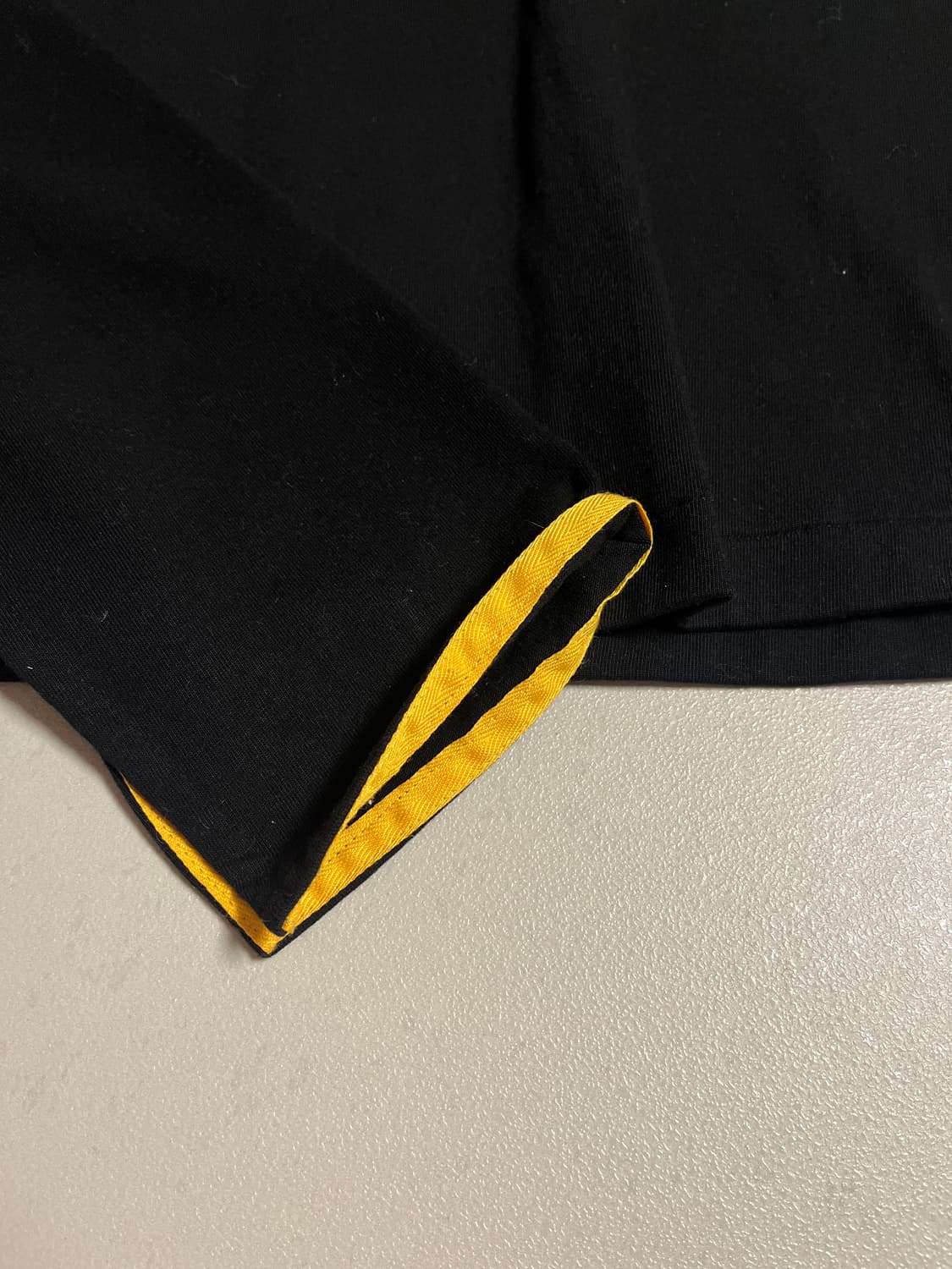 럭키슈에뜨 여성 긴팔 티셔츠 블랙 36 상품이미지4