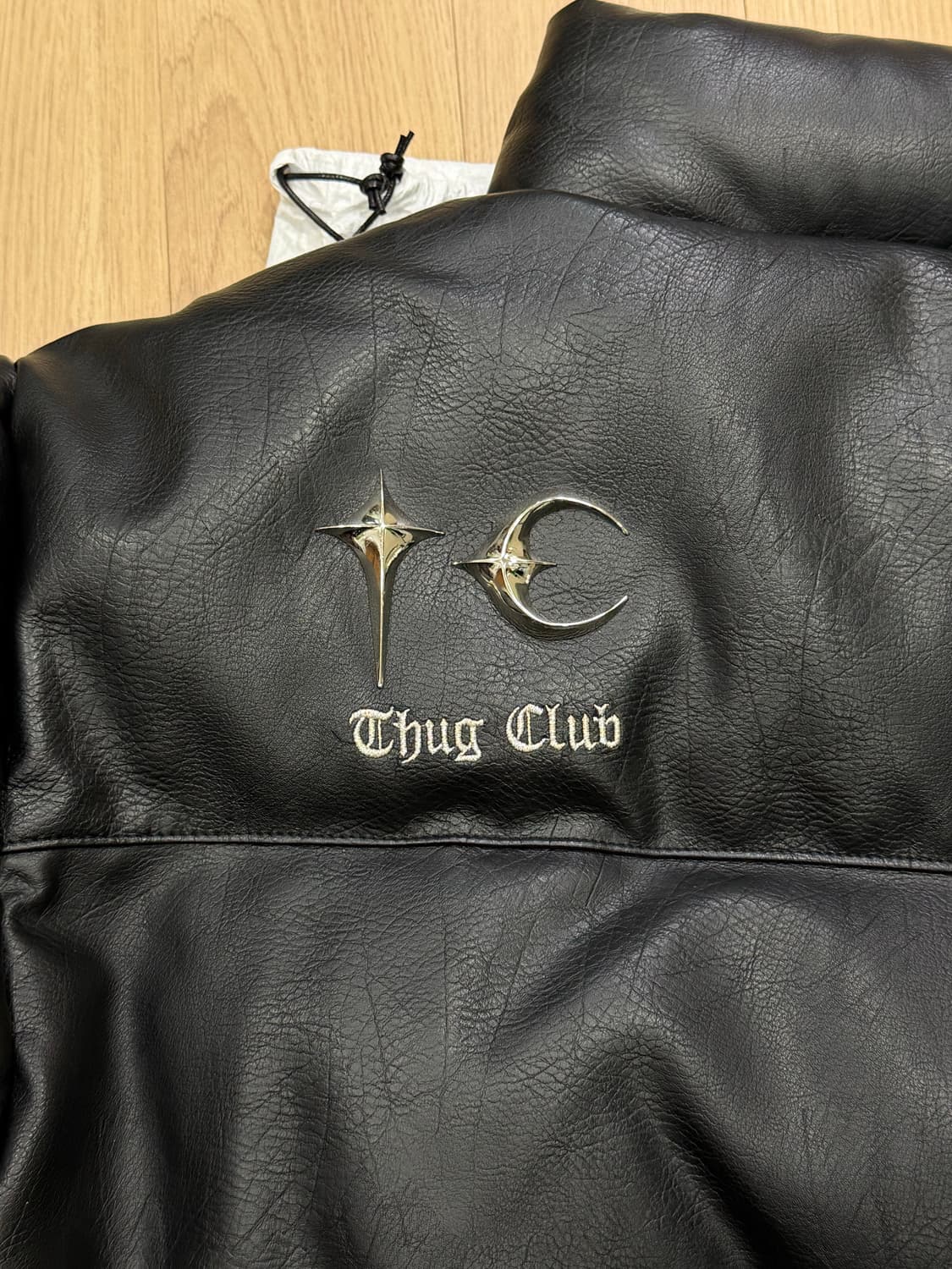 (새상품/1사이즈)떠그클럽 래더패딩 블랙 상품이미지6