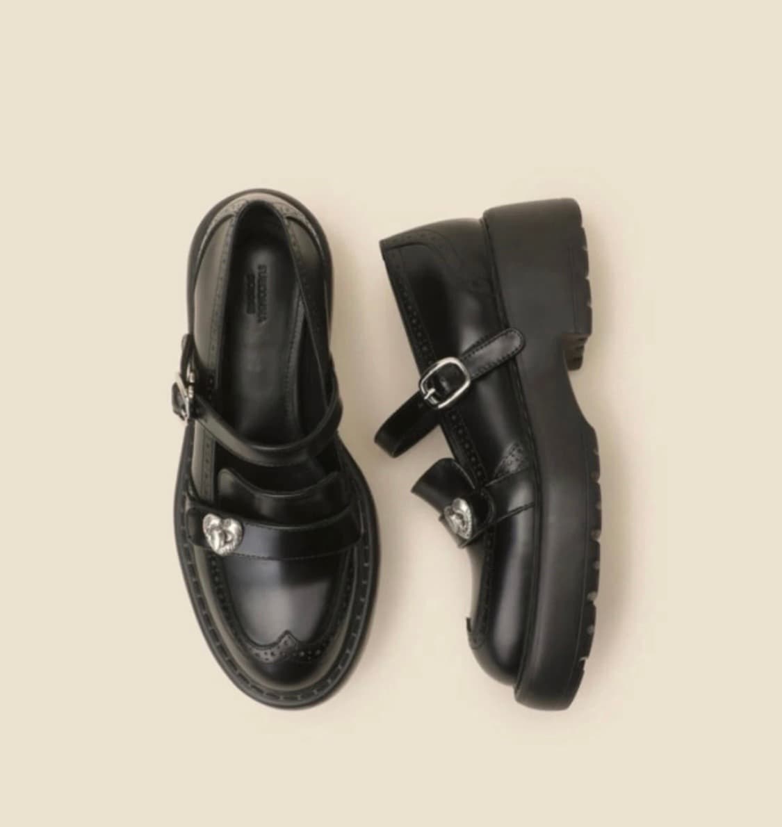 슈콤마보니 하트 로퍼 블랙 플랫 235mm 상품이미지2