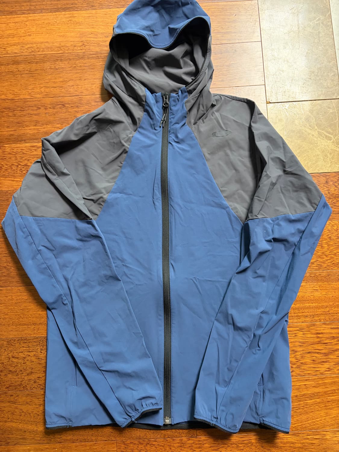 오클리 바람막이 상품이미지1