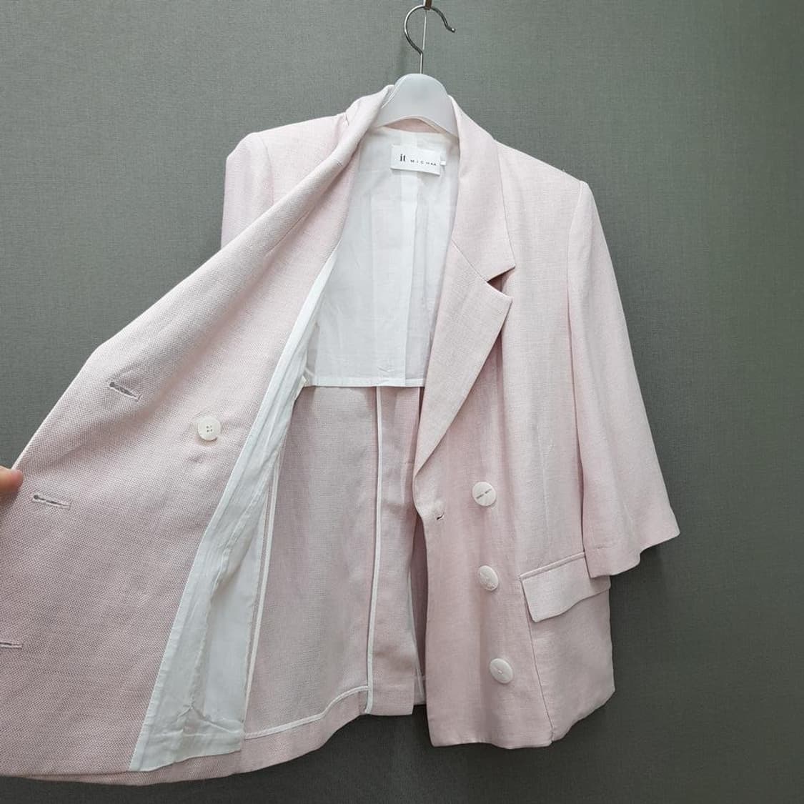 잇미샤 2023 린넨 블렌드 반팔 더블 버튼 자켓 55사이즈 상품이미지6