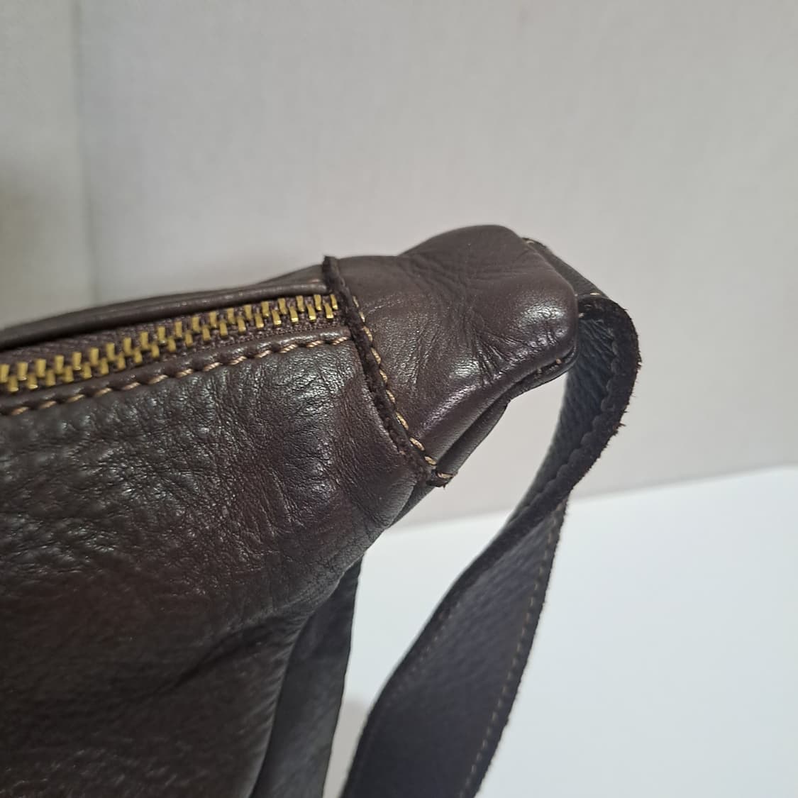 (택포) FRYE 프라이 이태리 직수입 하프문 숄더백 B853 상품이미지5