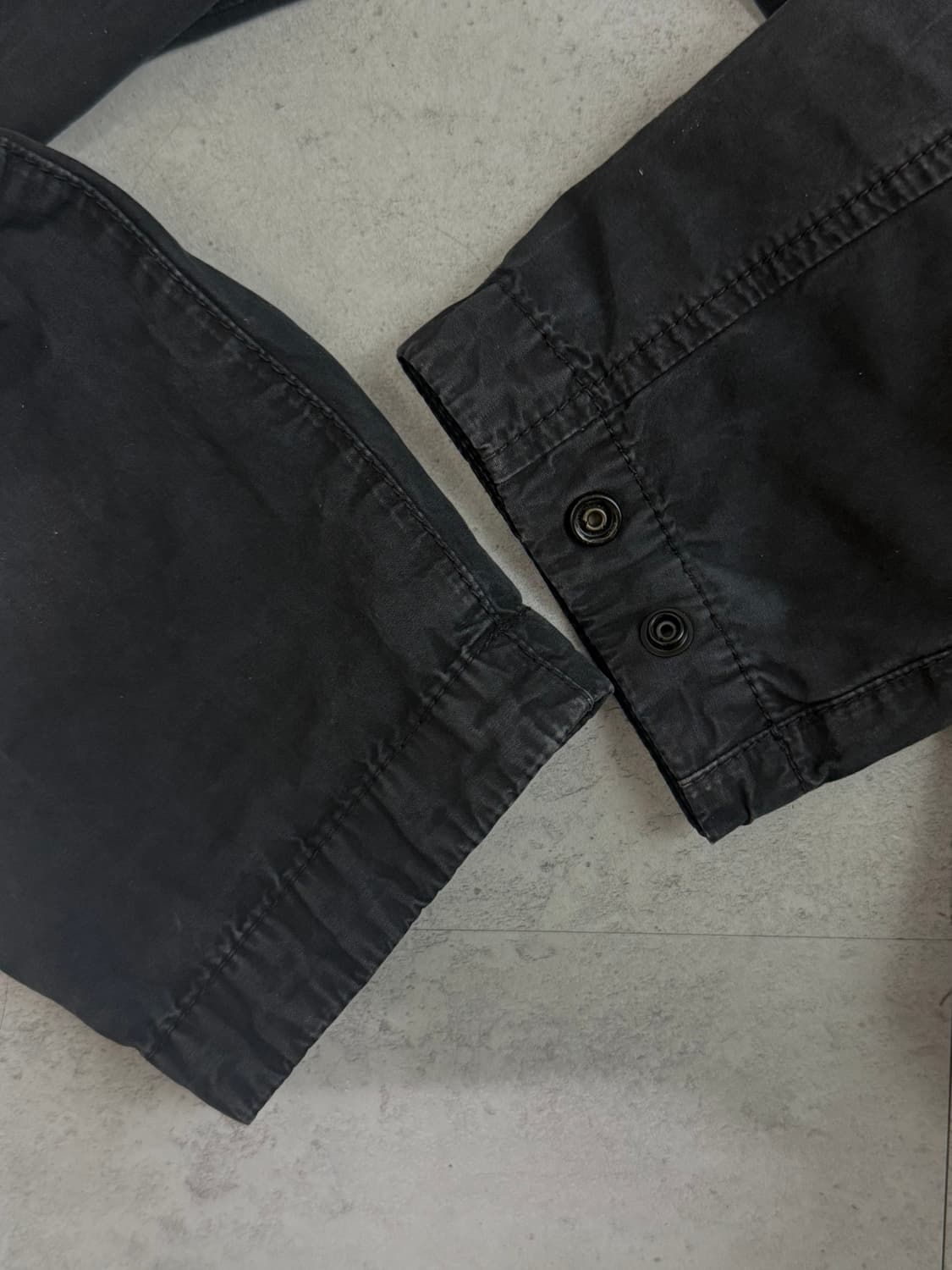 스톤아일랜드 브러쉬드 오가닉 코튼 오버셔츠 블랙 L 상품이미지5