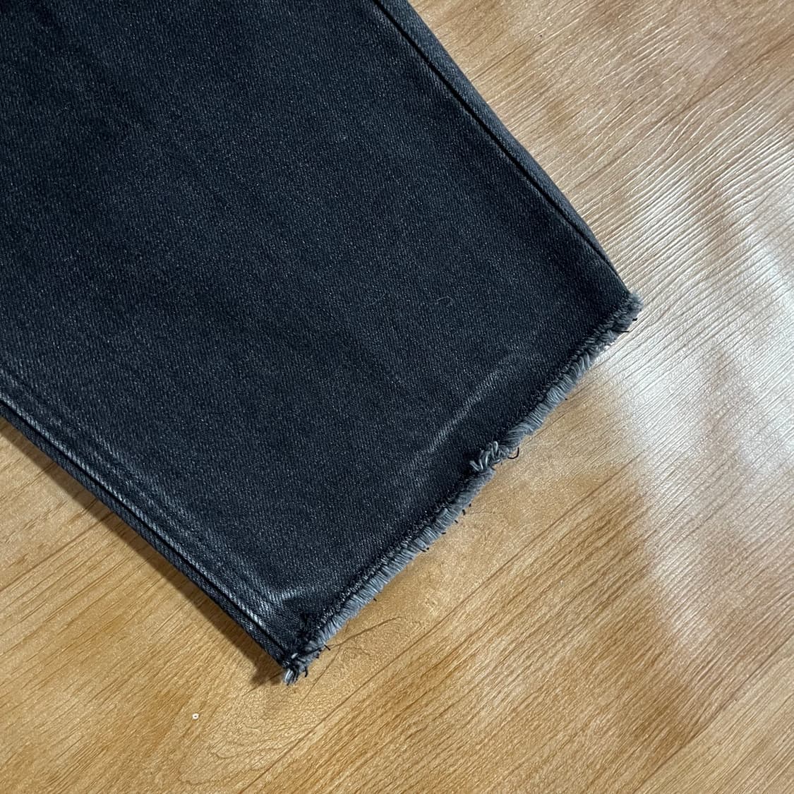 [34-35] 앤더슨벨 멀티포켓 와이드 커팅진 상품이미지5