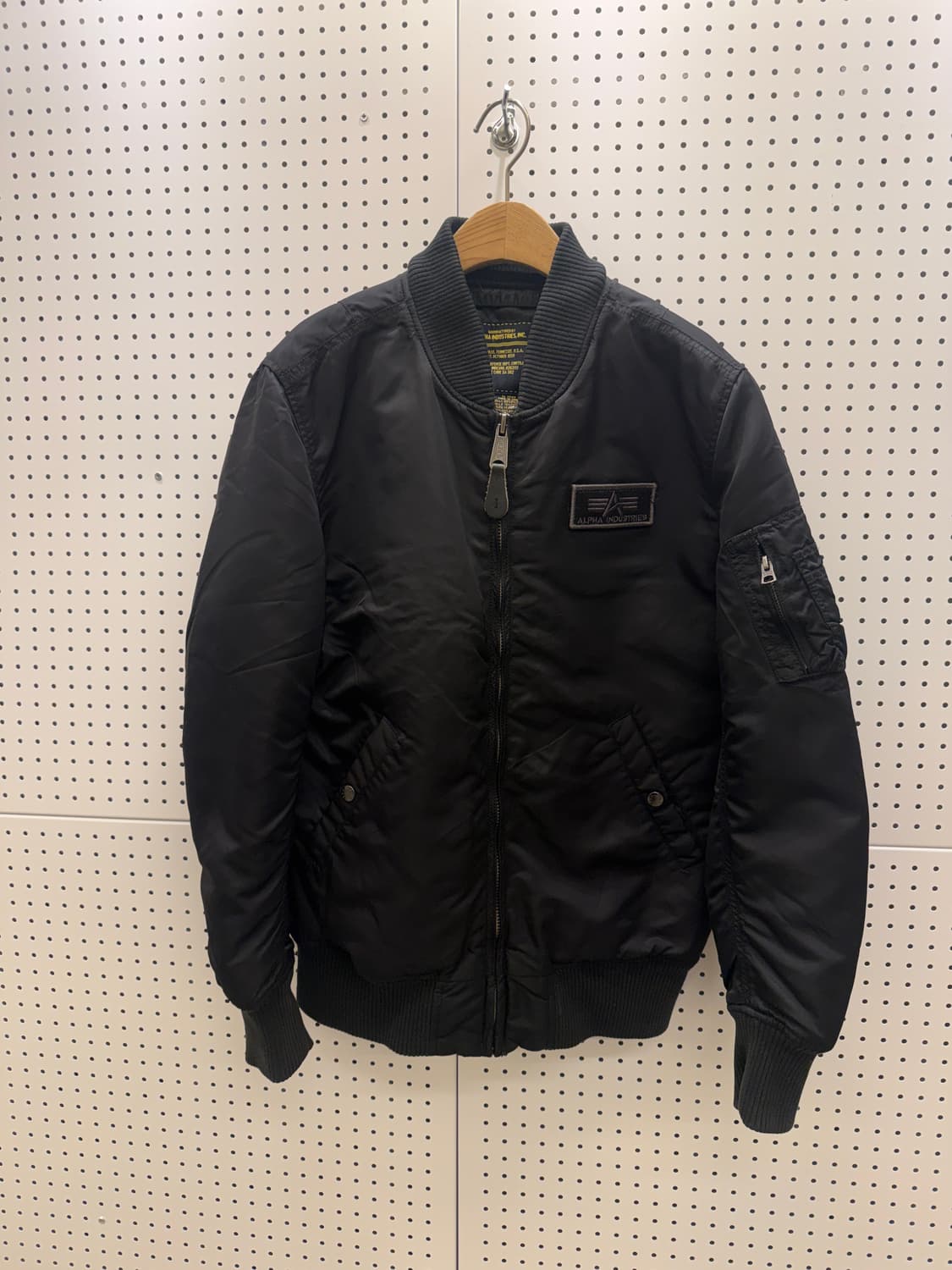 알파 인더스트리 MA-1 항공 점퍼 U594 상품이미지2