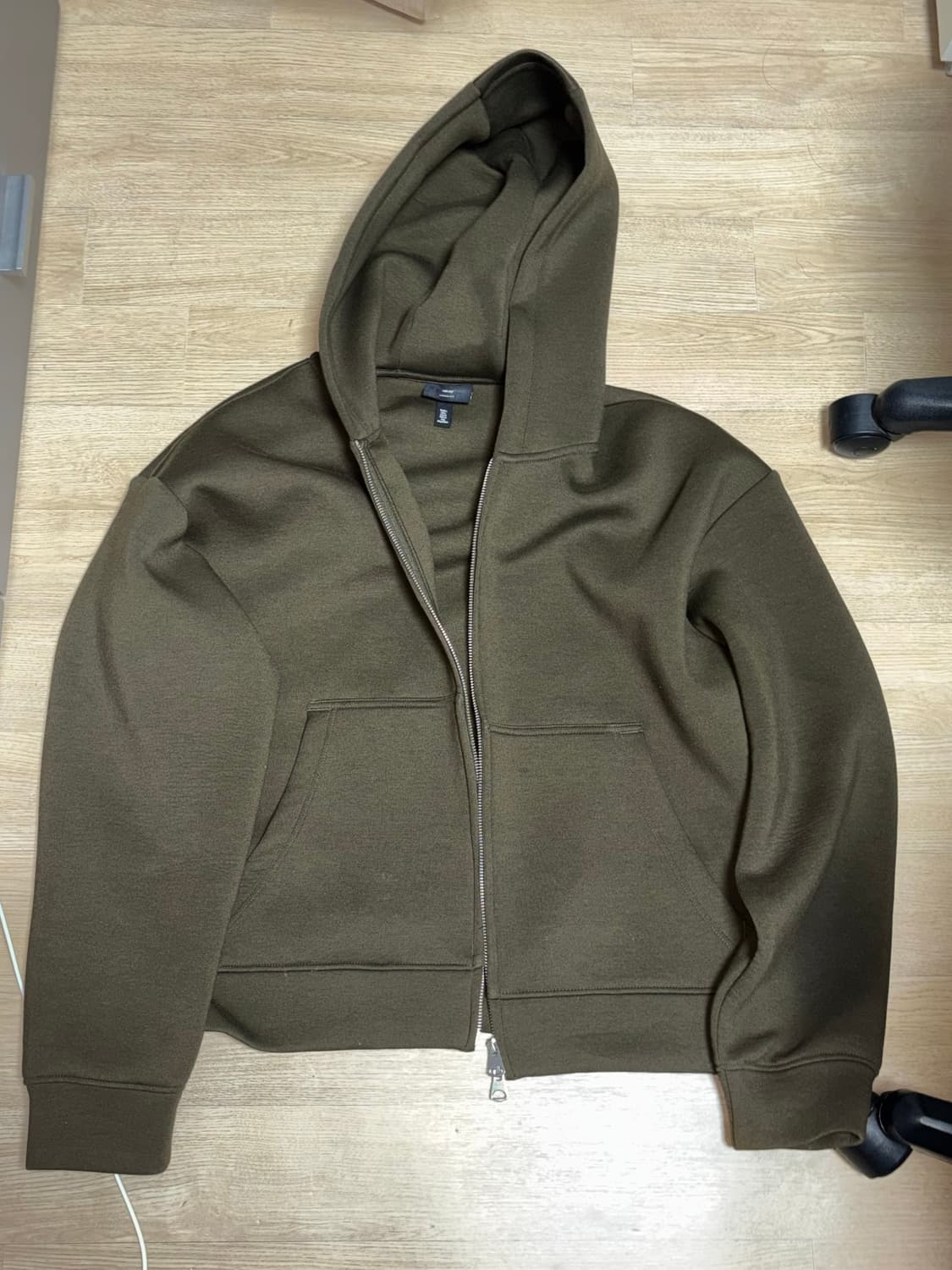 h&m 카키 후드집업 상품이미지1