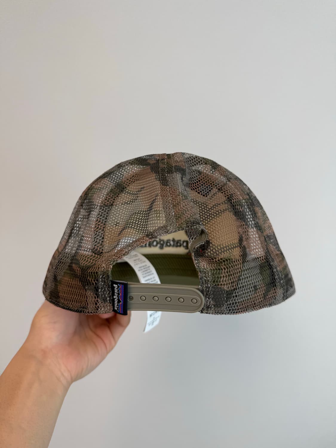 파타고니아 피쉬 로고 트러커 캡 카키 상품이미지3