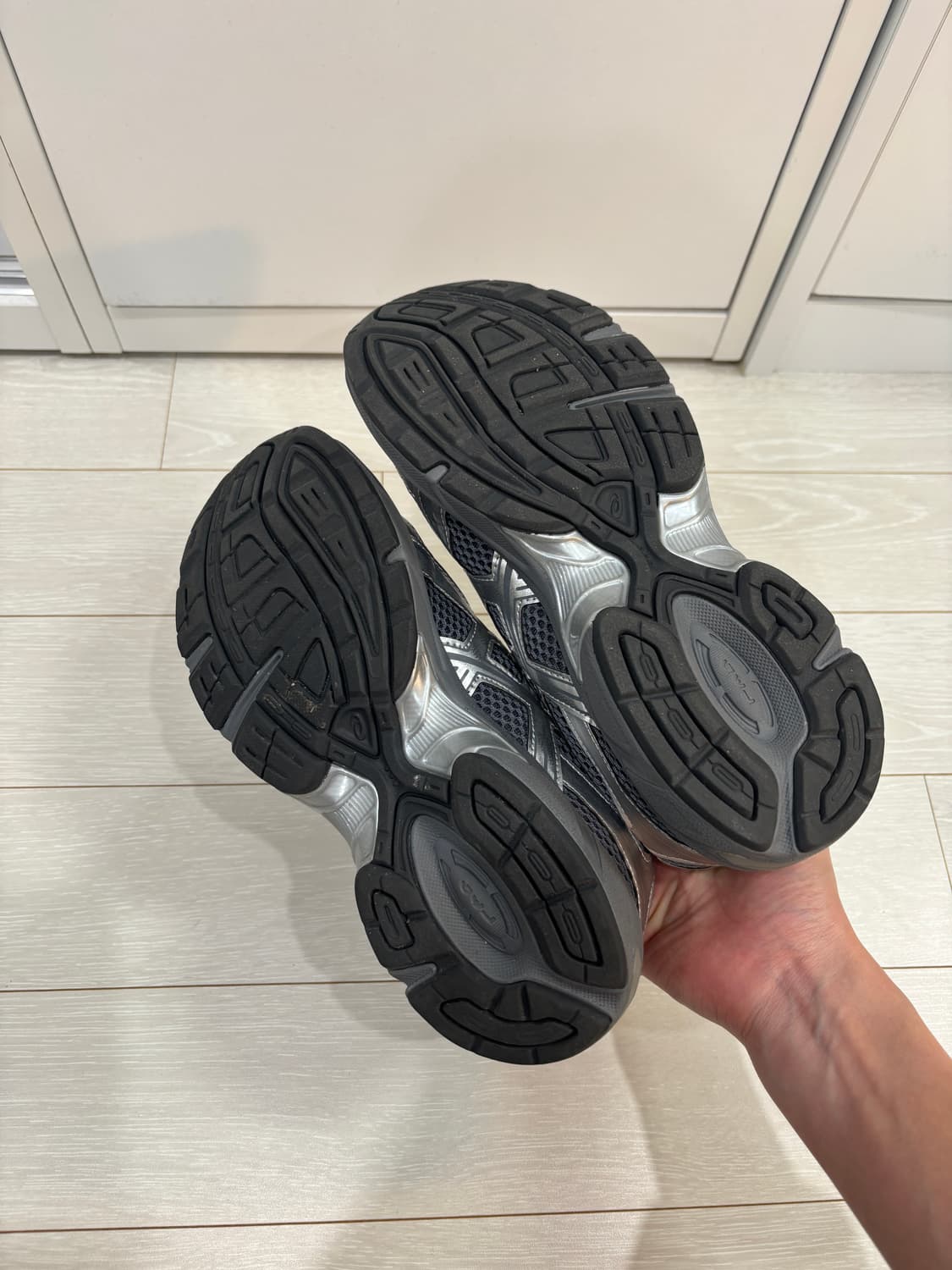 아식스 젤 1130 스틸그레이 퓨어 실버 245 상품이미지6