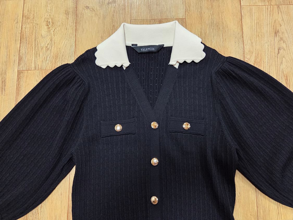 발렌시아(VALENCIA) 골드버튼 니트원피스 55-66 새상품 상품이미지4