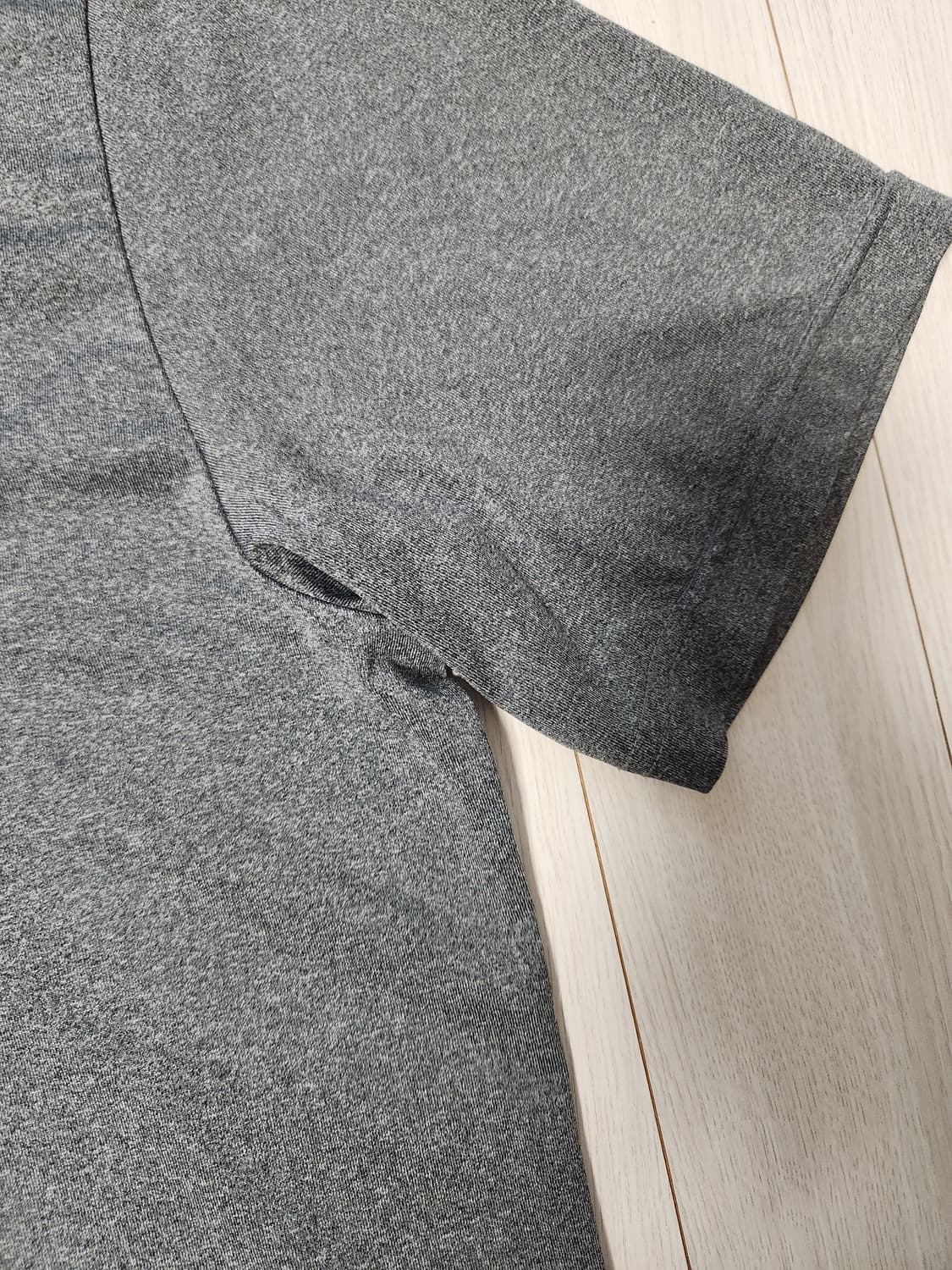 아디다스 골프 남성 반팔카라티 L(새상품급)

오염 하자없이 깨끗해요^^ 상품이미지7