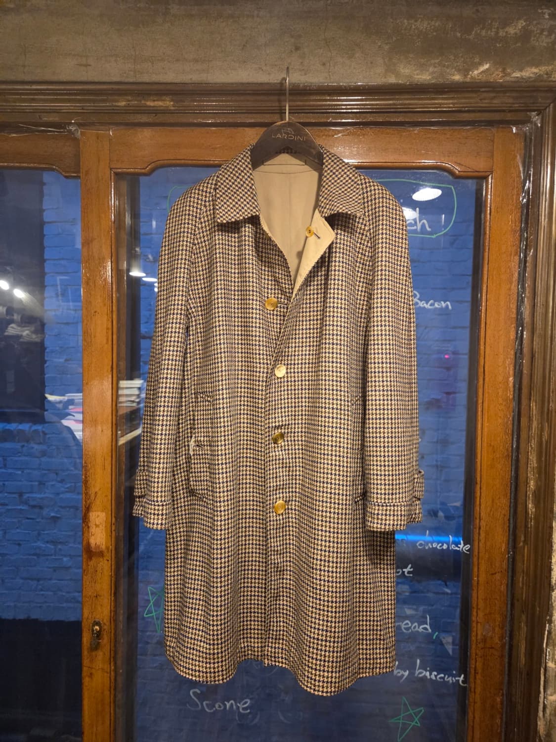 버버리 아이리시 트위드코트 상품이미지1