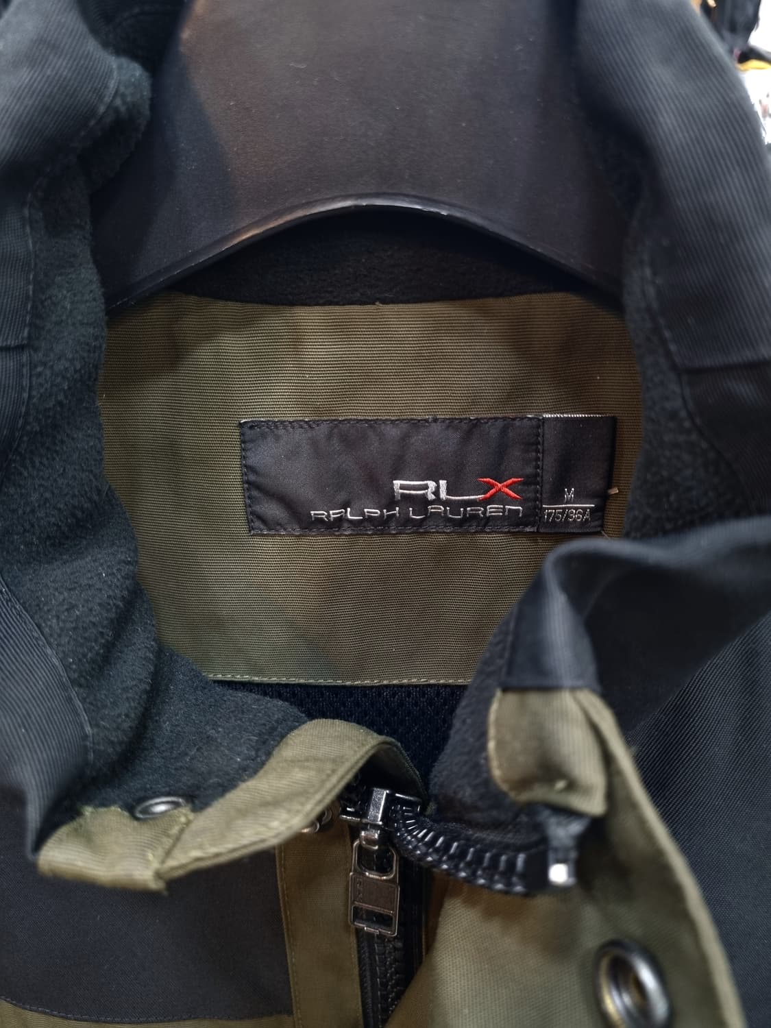 RLX 랄프로렌 남성 자켓 M 블랙/카키 상품이미지3