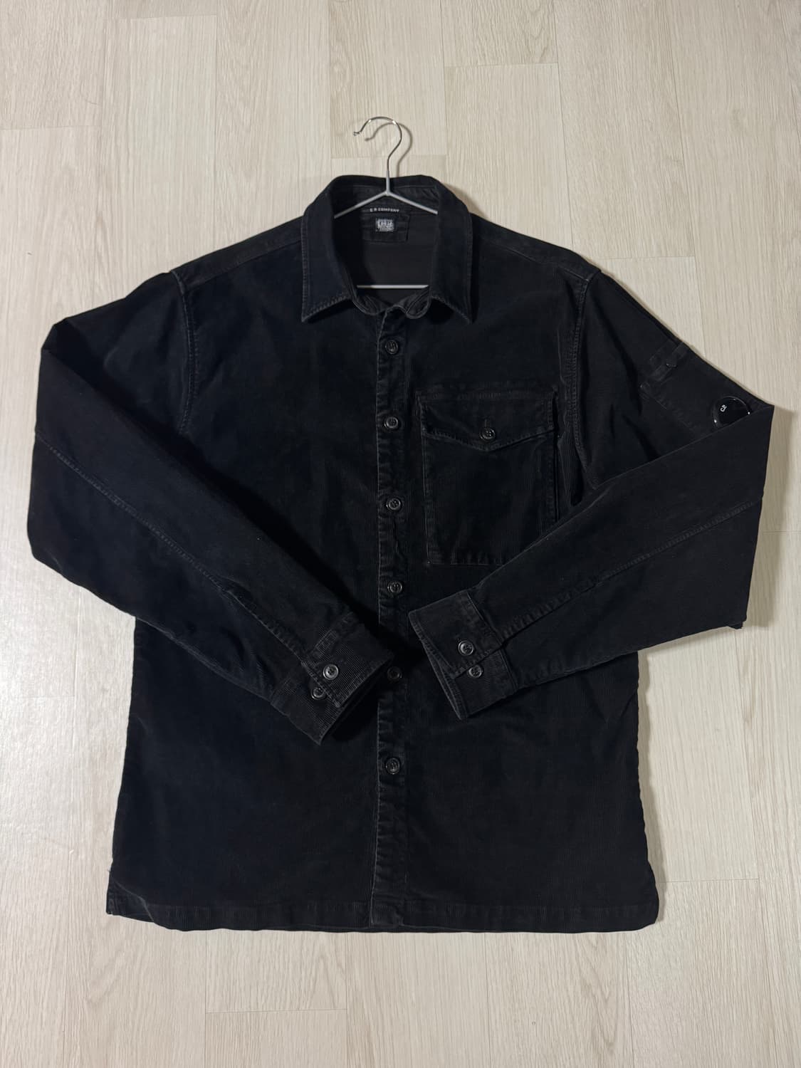 C.P. Company 코듀로이 오버셔츠 블랙 상품이미지2