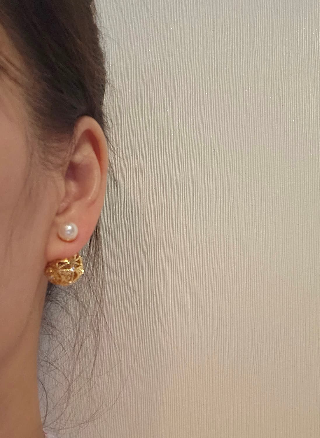 디올 업사이클링 금장볼 귀걸이 상품이미지5