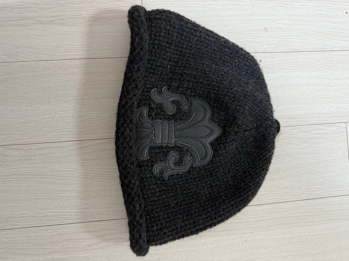 크롬하츠 캐시미어 플레어 비니 상품이미지1