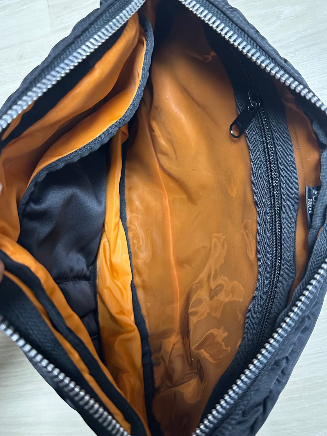 PORTER 요시다 포터 반달 숄더백 블랙 상품이미지7