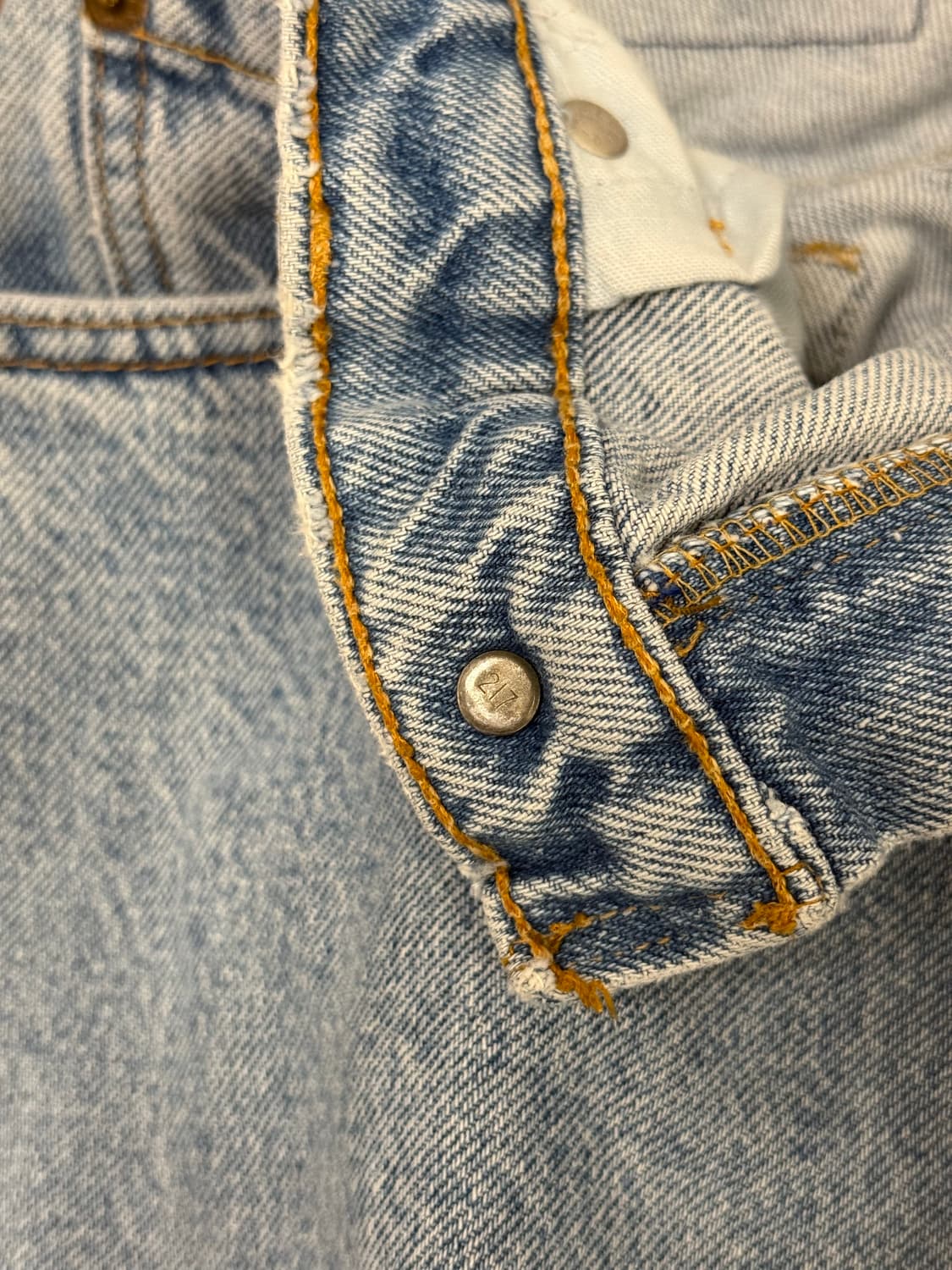 27) CANADA Levi’s 550 Relaxed Tapered Je 상품이미지7