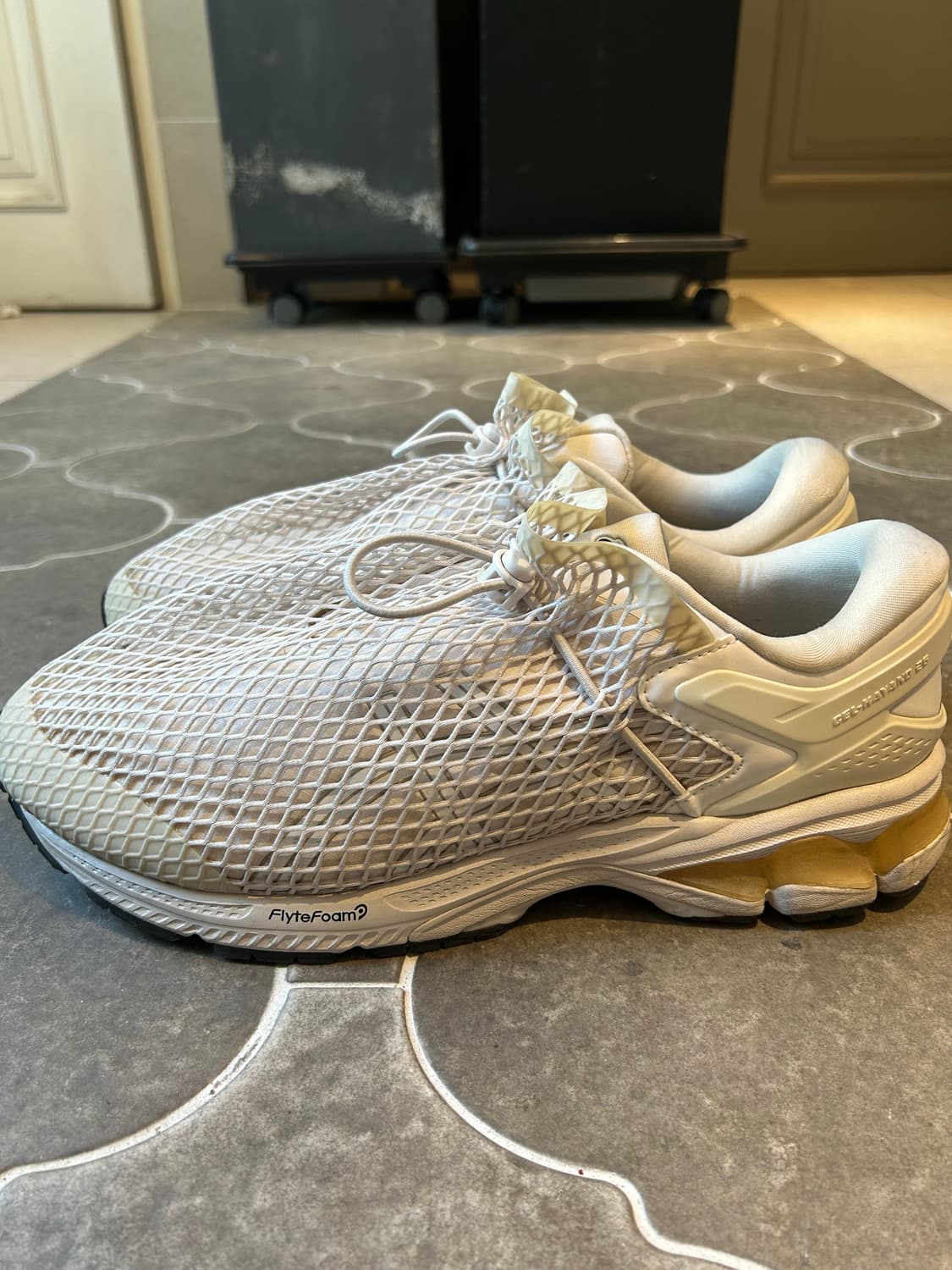 아식스x비비안웨스트우드 콜라보 젤 카야노 상품이미지2