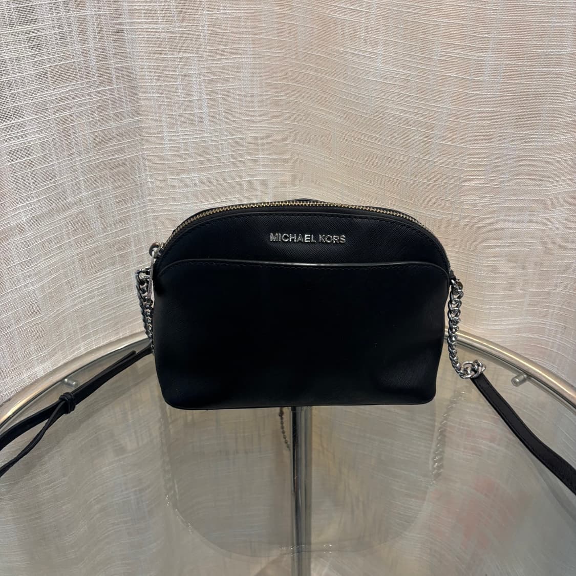 정품 마이클코어스 사피아노 크로스백     상품이미지2