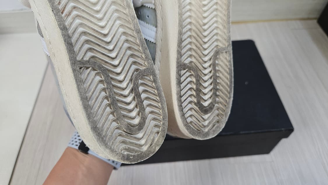 255 아디다스 슈퍼스타 80s 실버 상품이미지9