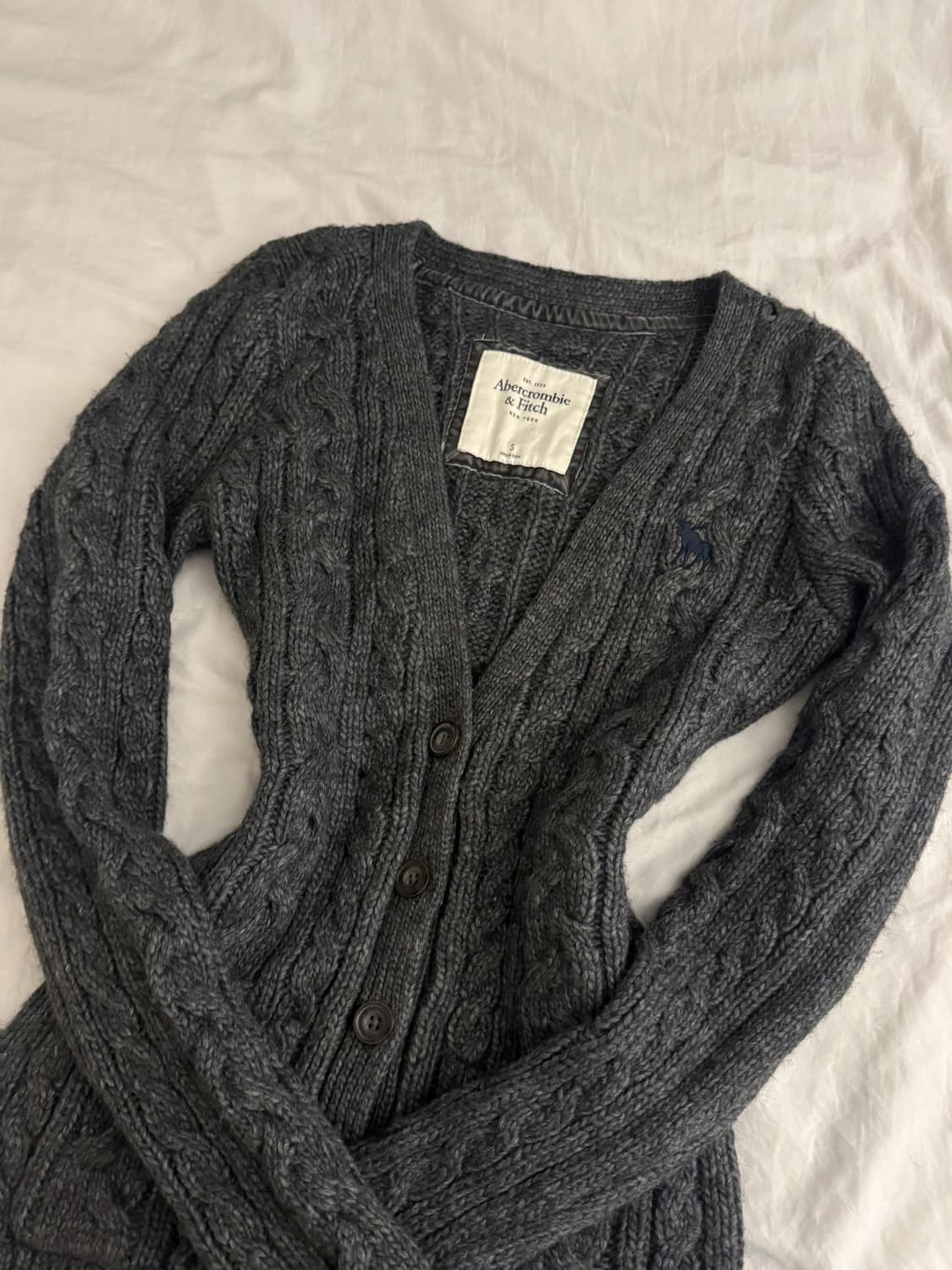 아베크롬비 딱붙 꽈배기 니트가디건 차콜 상품이미지1