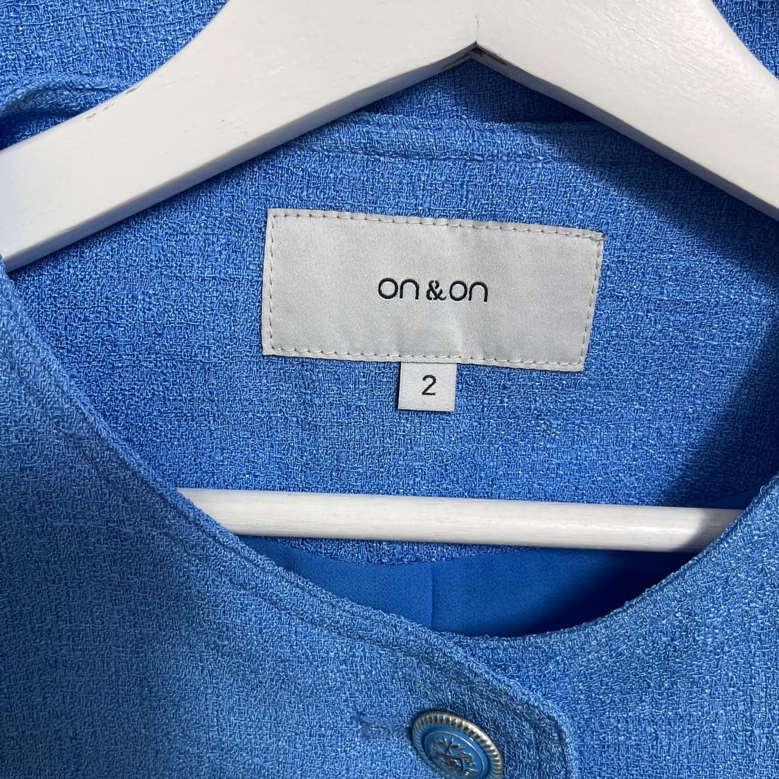 온앤온(on&on) 노카라 라운드 트위드 자켓 상품이미지5