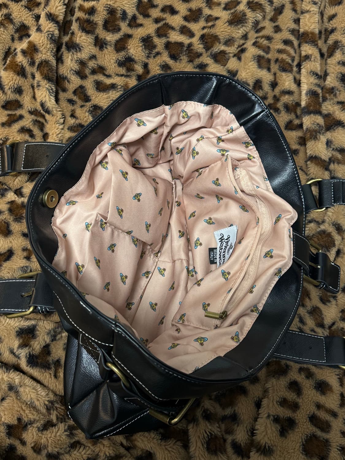 비비안웨스트우드 빈티지 토트백 급처합니다 상품이미지3