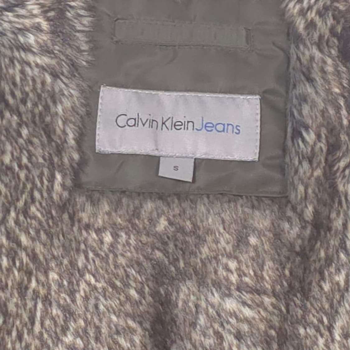 캘빈클라인 진스 퍼안감 다운 롱패딩 카키 S 상품이미지8