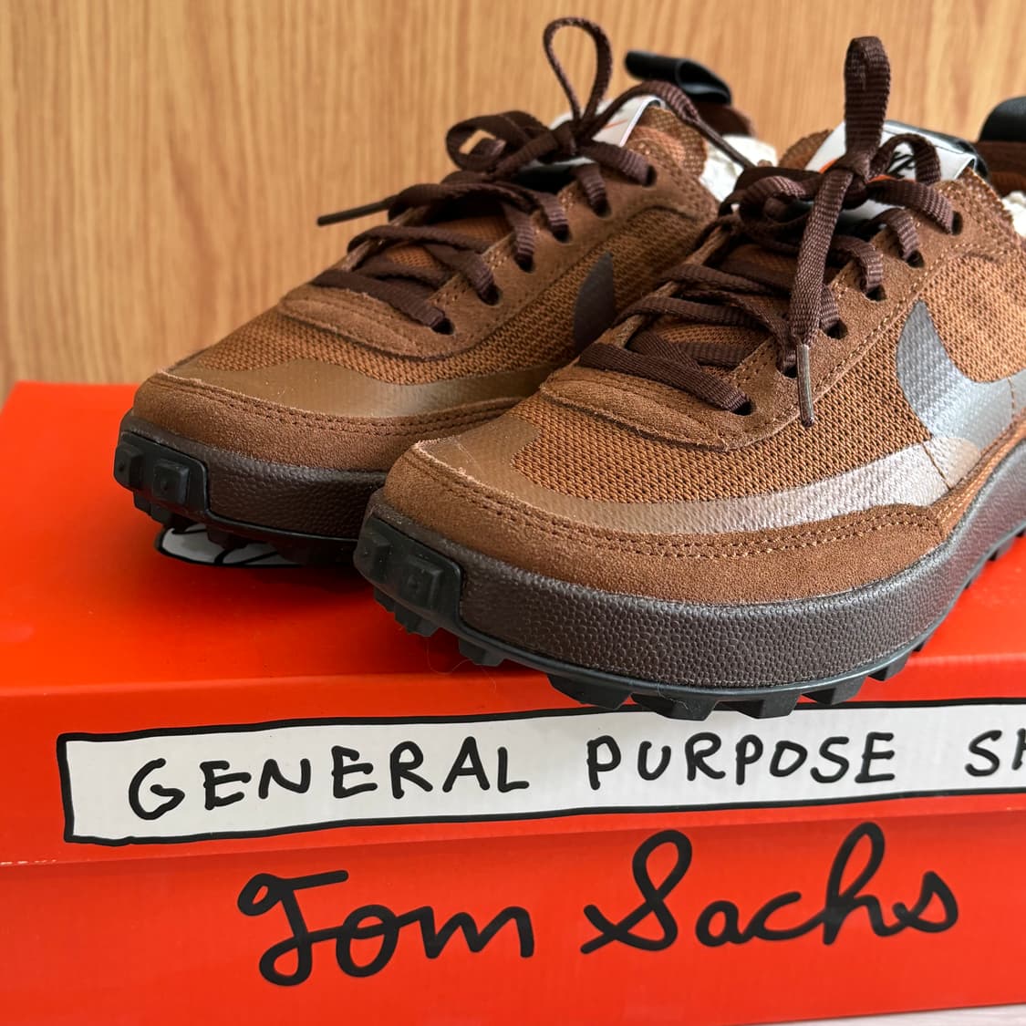 나이키 x 톰 삭스 제너럴 퍼포즈 슈 브라운 상품이미지2