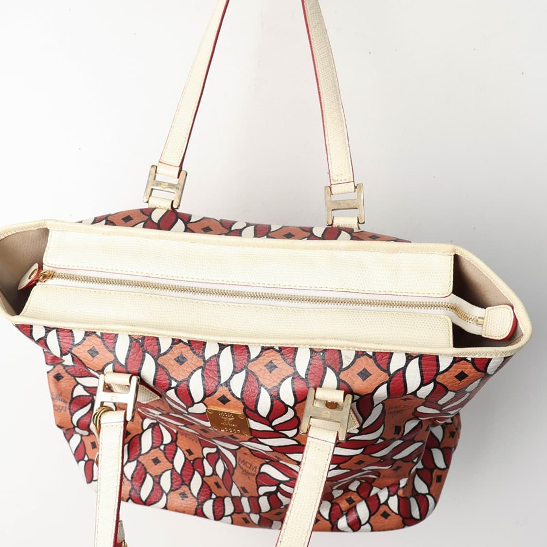 MCM X CRAIG REDMAN 한정판 숄더백 상품이미지6