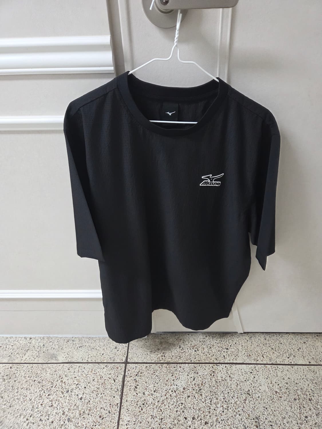 미즈노 블랙 시어서커 반팔 티셔츠 110 상품이미지1