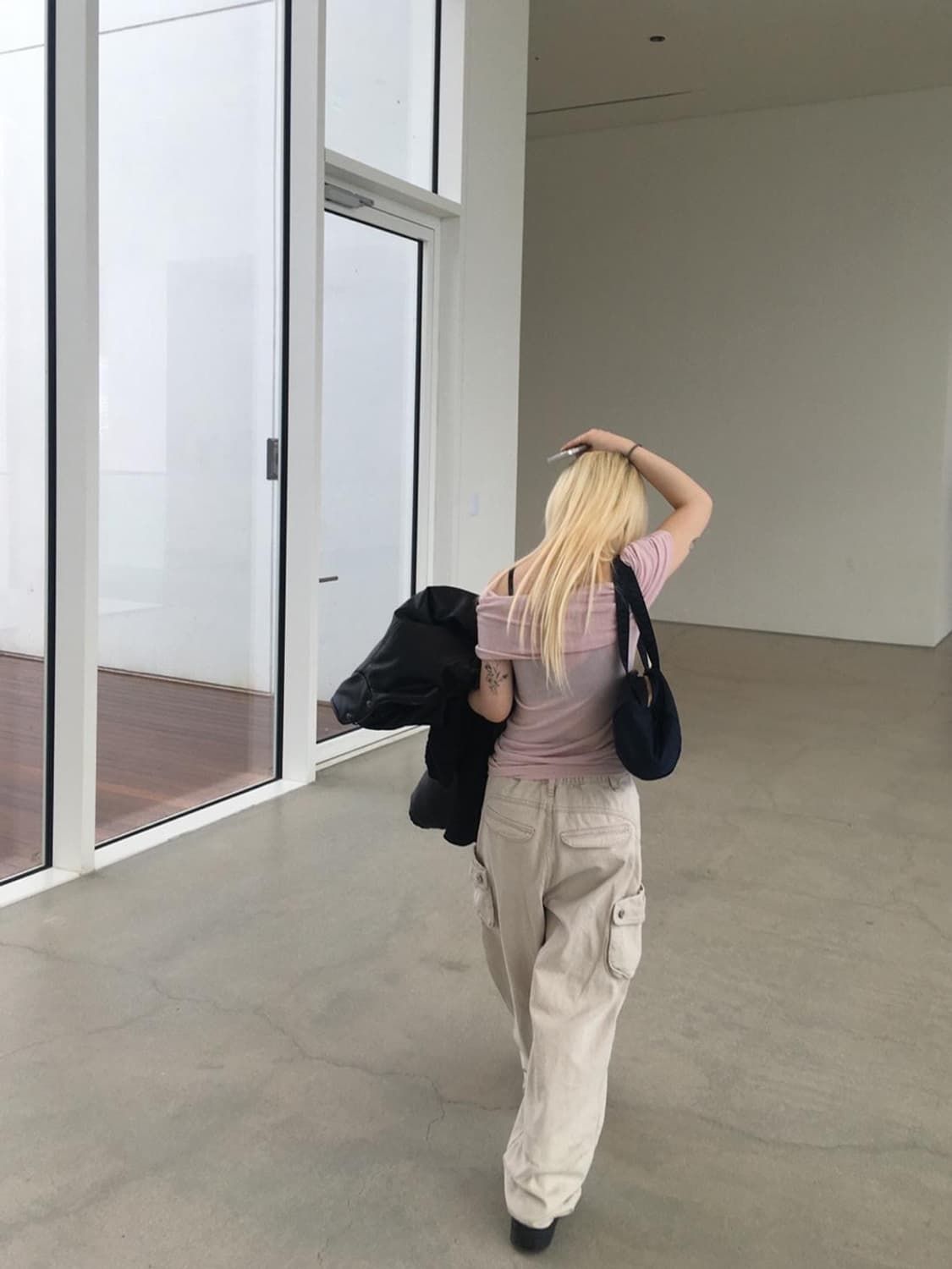 아워캐비넷  curve cargo pants 상품이미지1