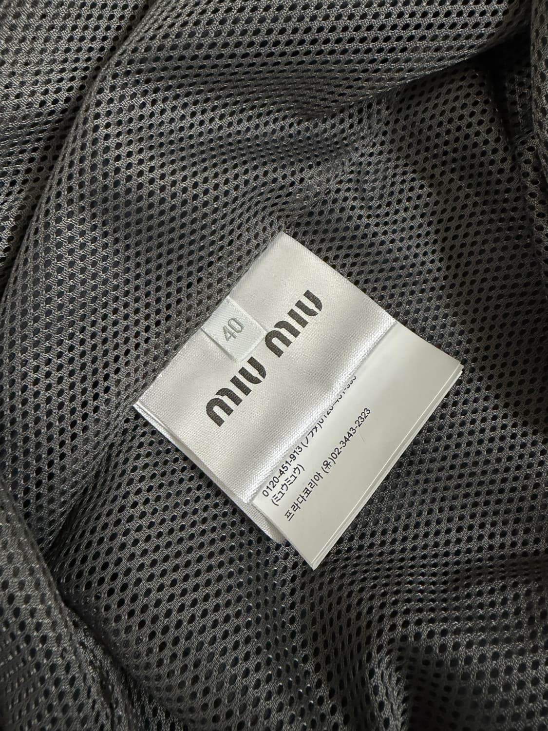 미우미우 25SS 런웨이 자켓 38 상품이미지5