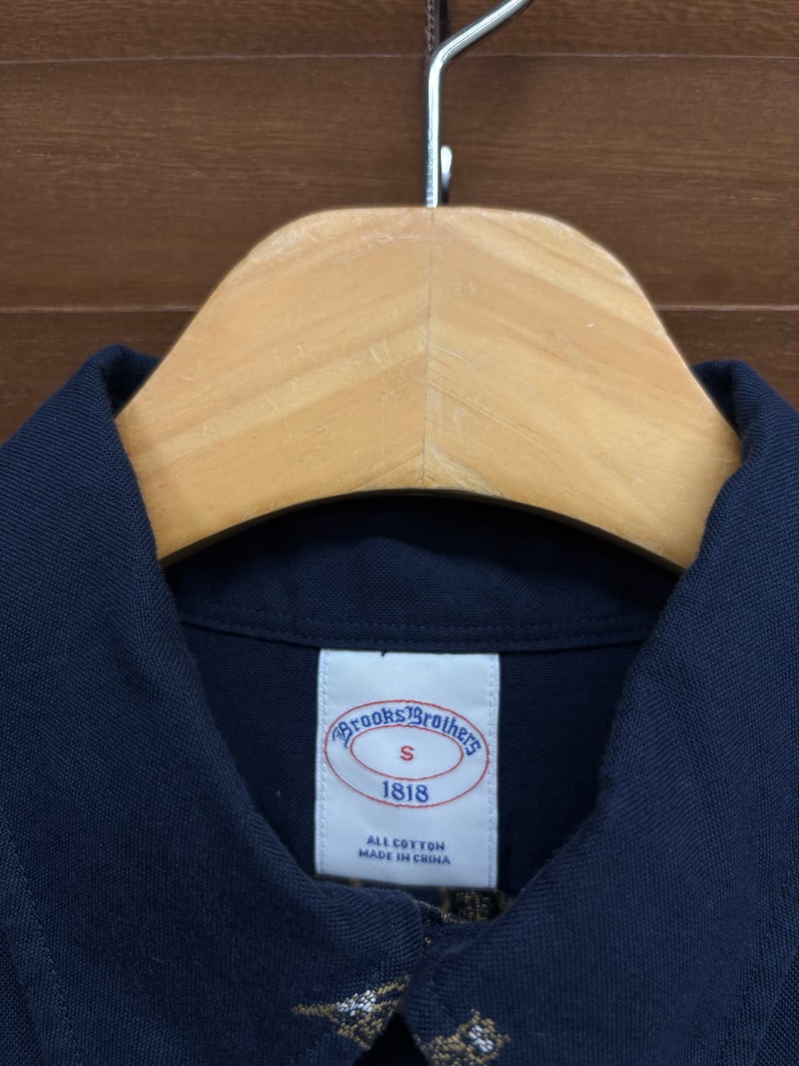 네이비 색상의 브룩스브라더스 셔츠입니다. 옥스포드 원단이라 탄탄하고, 아 상품이미지8