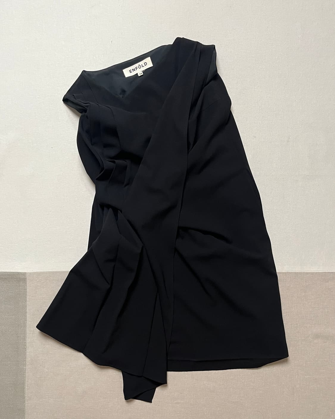 엔폴드 드레이프 슬리브리스 원피스 enfold dress 상품이미지1