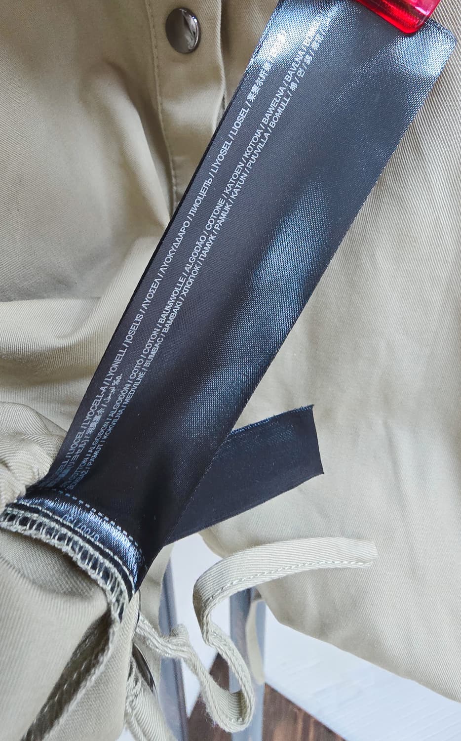 M / 새상품) MNG 망고 카키 크롭 셔츠 블라우스 (스트링 디테일) 상품이미지4