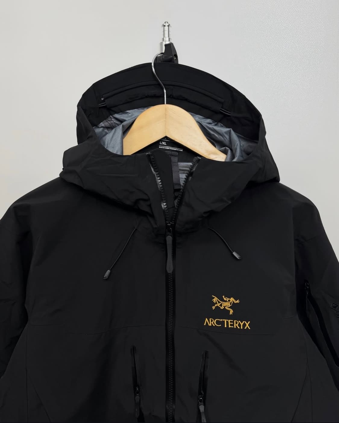 아크테릭스 알파 SV 자켓 바람막이 블랙 상품이미지2