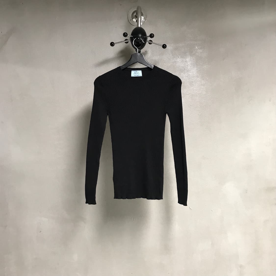 프라다 니트 블랙 38(W) 상품이미지1