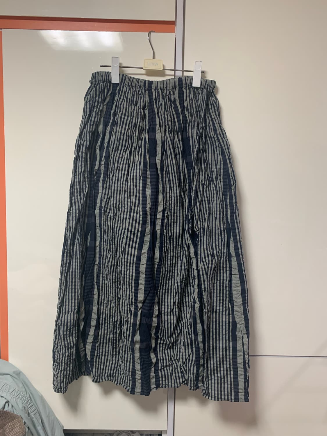 United arrow skirt  상품이미지1