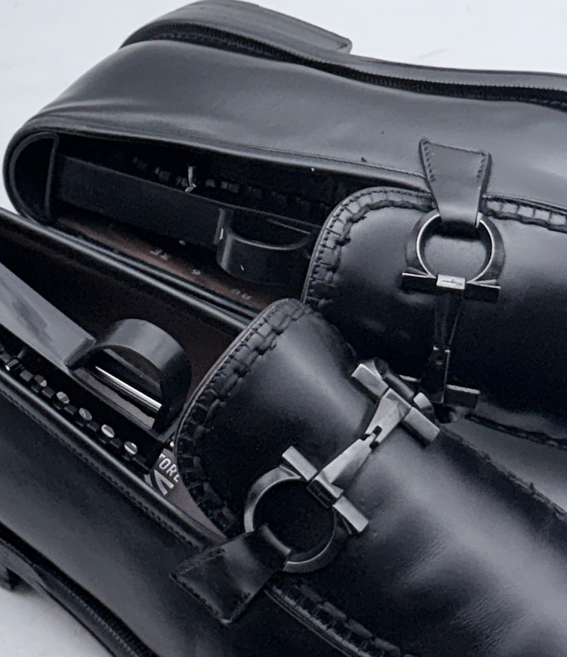 정픔)페라가모250 상품이미지2