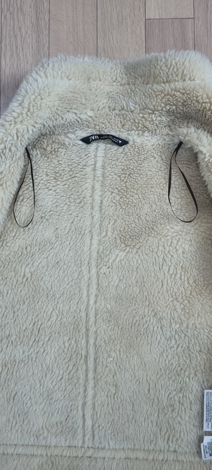 자라 에코퍼 무스탕 L _ 여성 상품이미지9