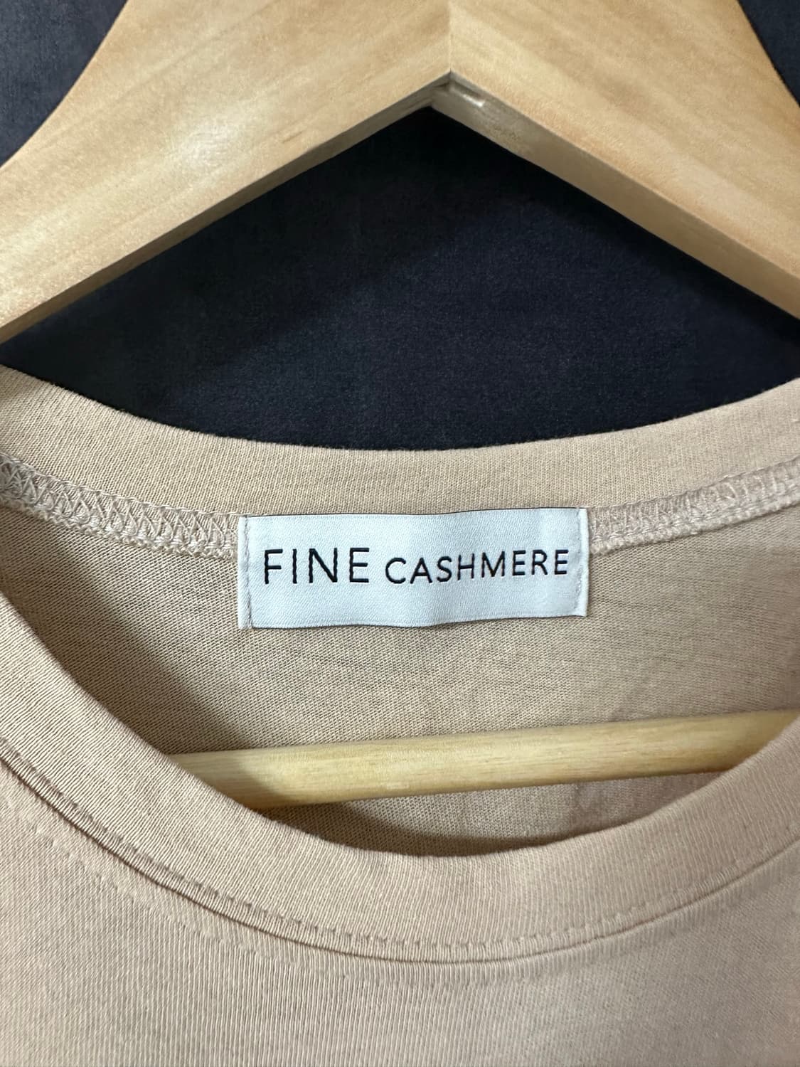 스누피 프린팅 베이지 반팔 티셔츠 FINE CASHMERE M사이즈 상품이미지3