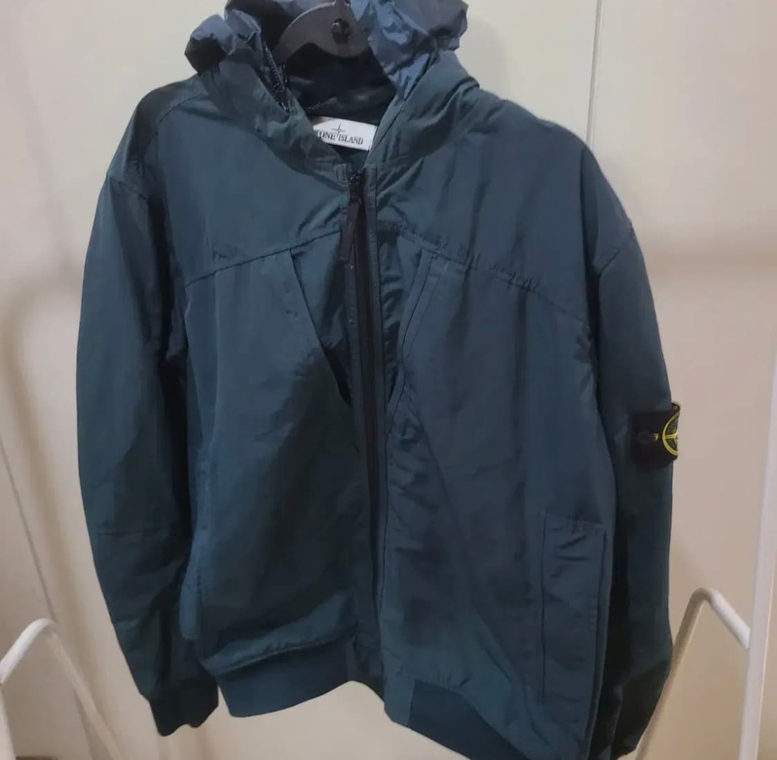 [Xxl]스톤 아일랜드 마이크로랩스 바람막이 상품이미지1