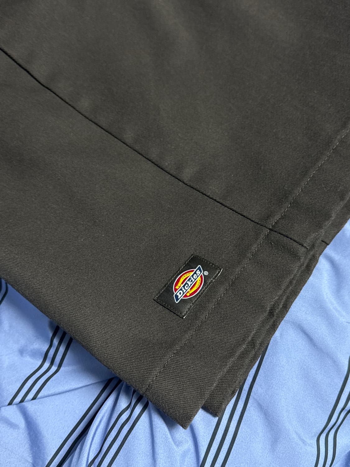 [32]디키즈 루즈핏 워크 쇼츠 42283 다크브라운 상품이미지3