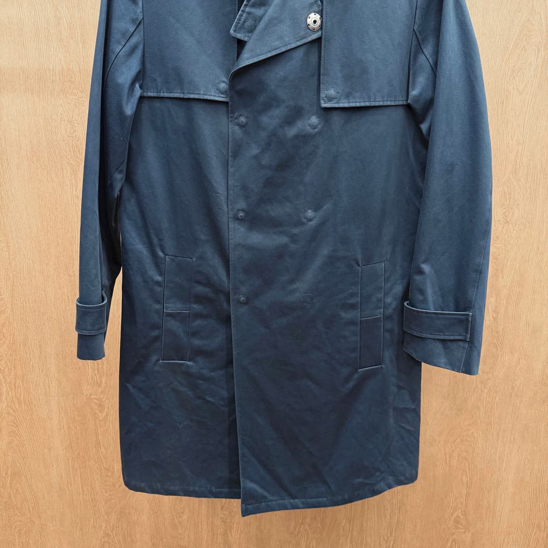 휴고 보스 클래식 트렌치 코트 히든 버튼 절개 라인 디테일 다크 네이비 상품이미지5