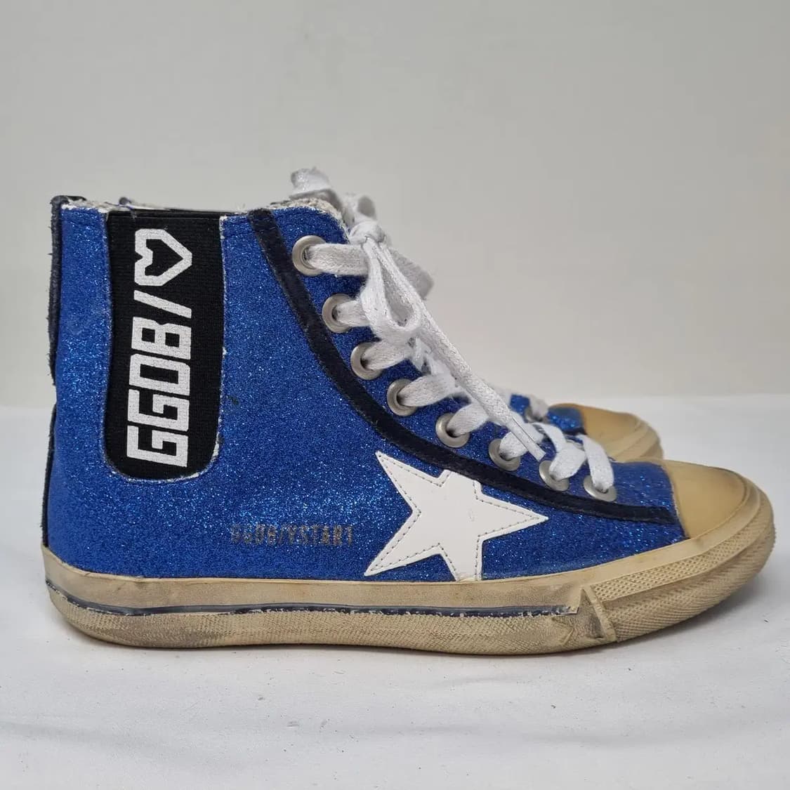 골든구스 브이스타1 하이탑 스니커즈 36 (230~235) 상품이미지1