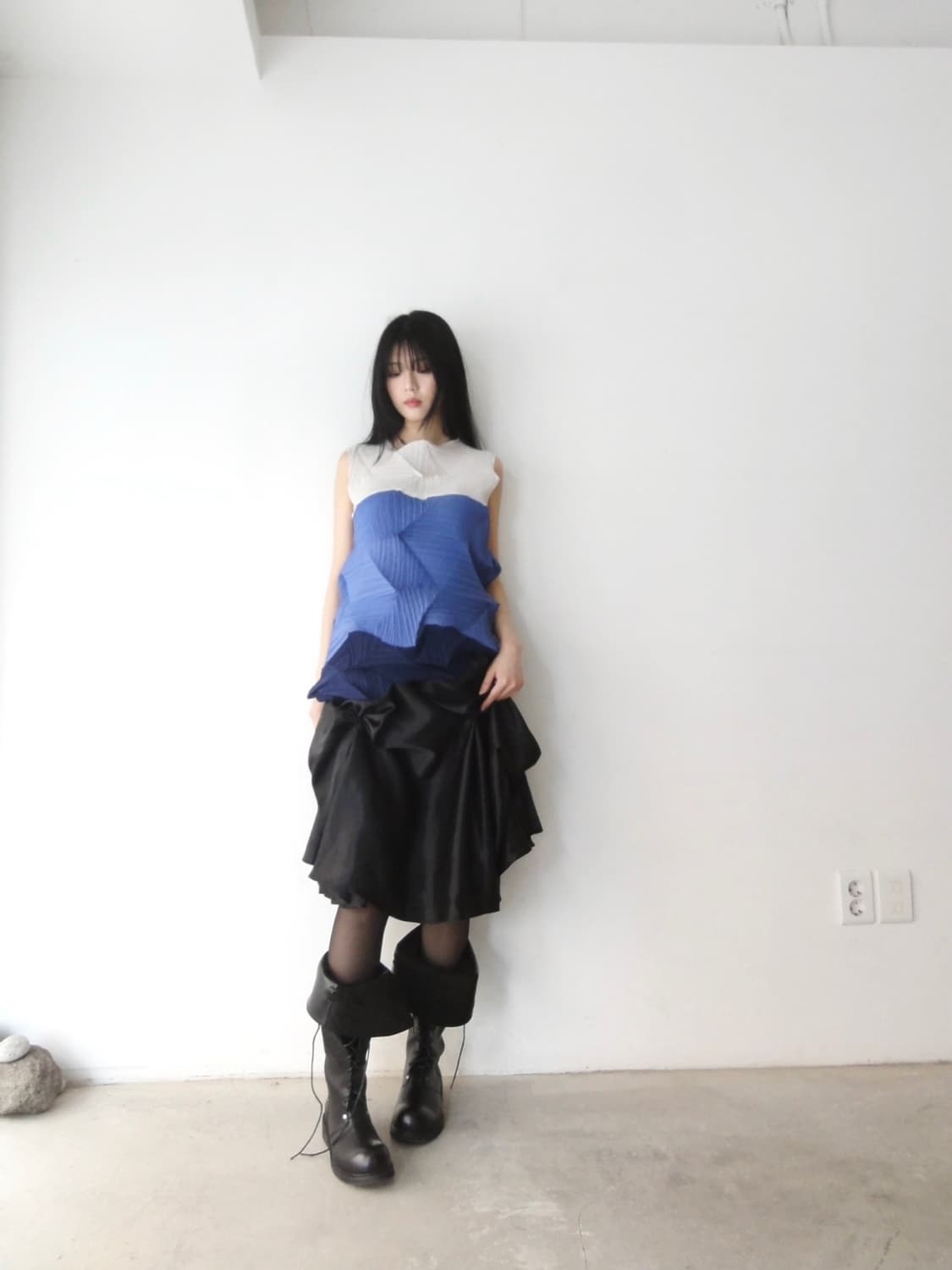 Sculptural color block pleats  상품이미지5